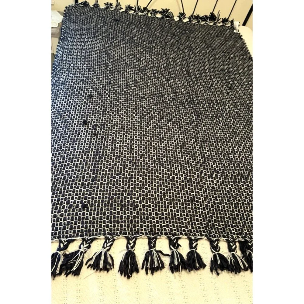 West Elm Marled Basketweave‎ Throw Blanket Navy Blue And White 50x60
